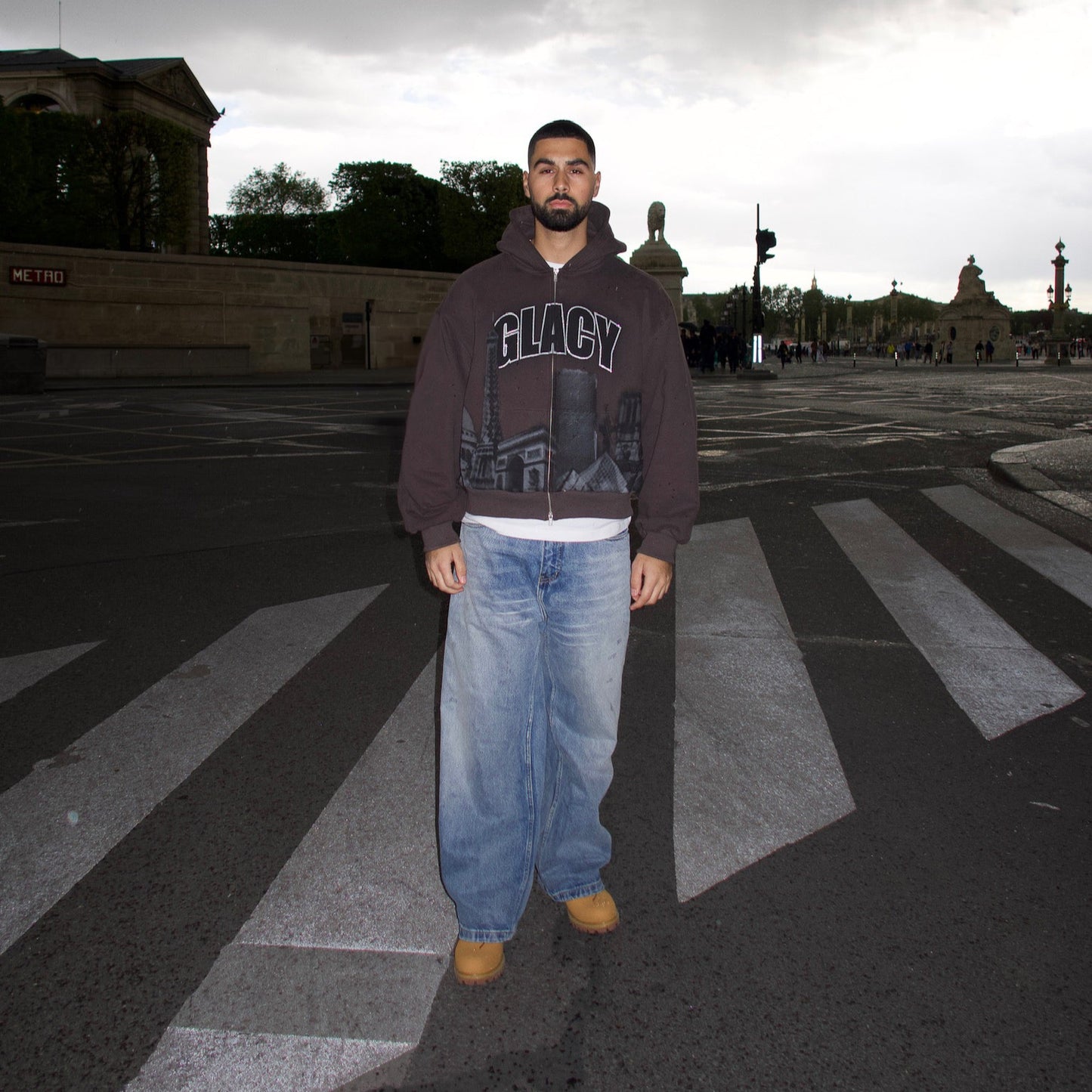 GLACY PARIS ZIP HOODIE